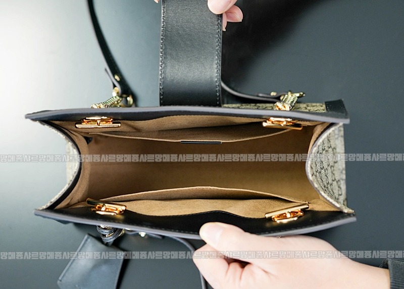 구찌패드락스몰GG캔버스숄더백 20260320-135740-009루.jpg