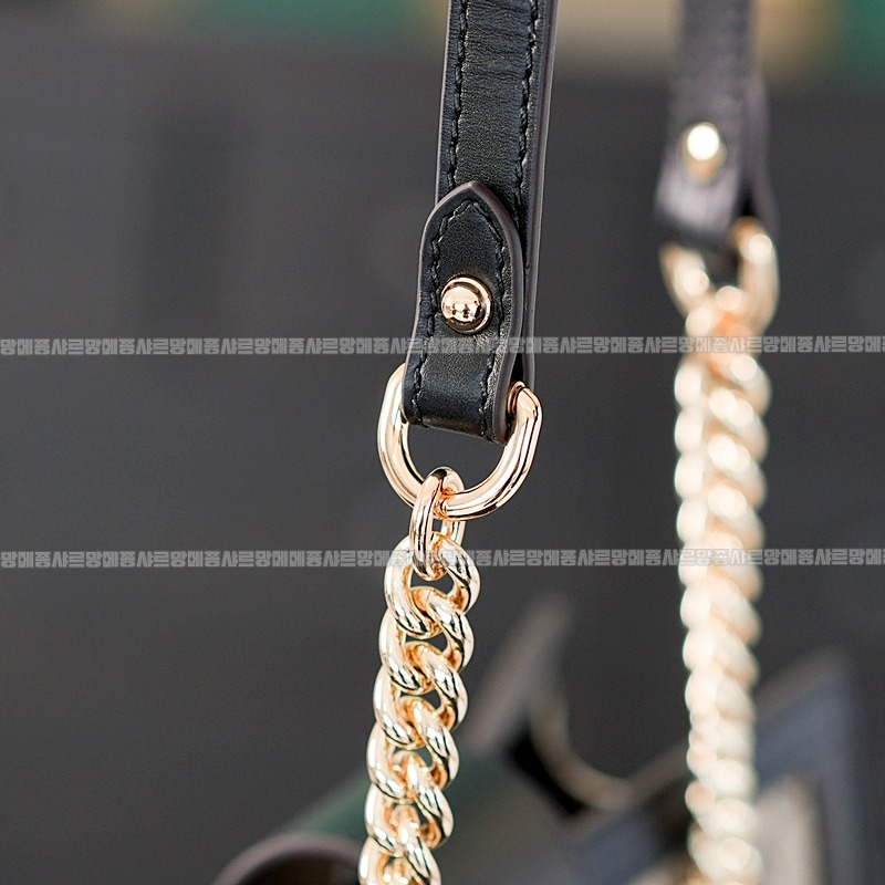 구찌패드락스몰GG캔버스숄더백 20260320-135742-017루.jpg