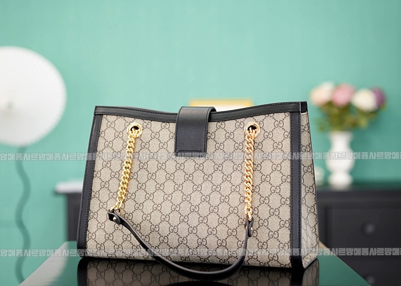 구찌패드락미디움GG캔버스숄더백 20260320-142123-006루.jpg