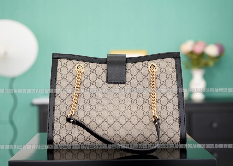 구찌패드락미디움GG캔버스숄더백 20260320-142123-005루.jpg
