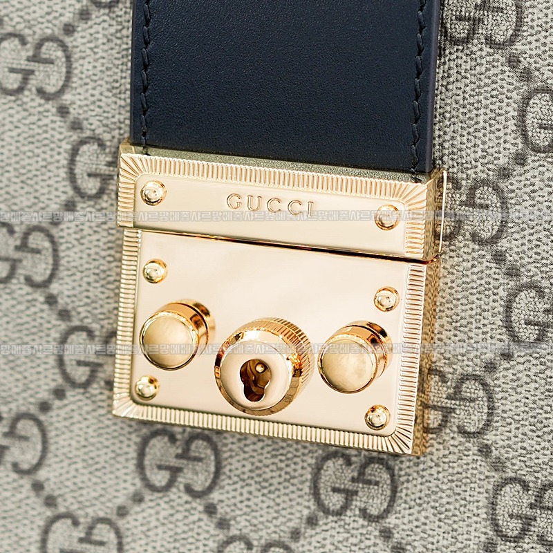 구찌패드락미디움GG캔버스숄더백 20260320-142124-010루.jpg