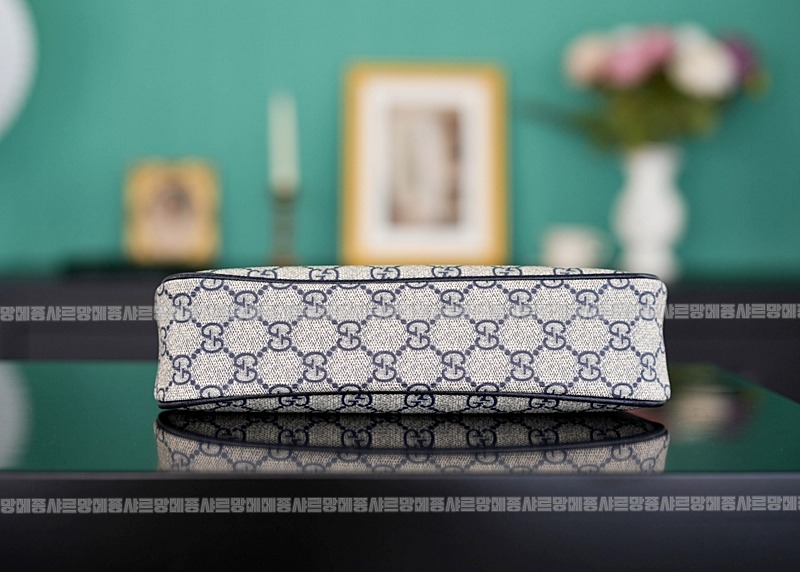 구찌오피디아스ㅡ트로베리참스몰체인숄더백 20260320-143026-007루.jpg