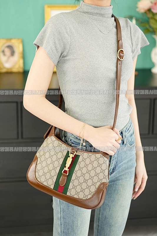 구찌재키1961스몰숄더백 20260320-144314-026루.jpg