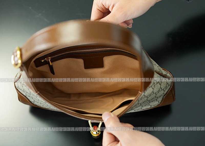 구찌재키1961스몰숄더백 20260320-144311-009루.jpg