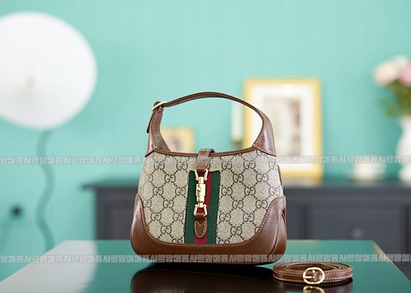 구찌재키1961미니숄더백 20260320-145037-002루.jpg