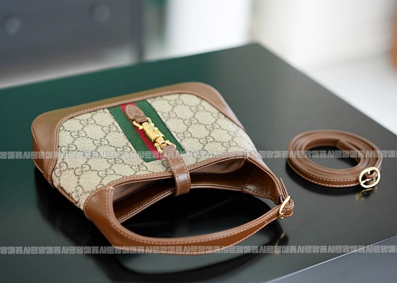 구찌재키1961미니숄더백 20260320-145037-007루.jpg