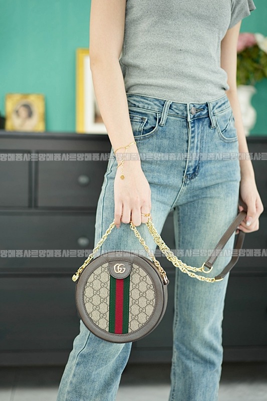 구찌오피디아미니GG라운드숄더백 20260320-154854-019루.jpg