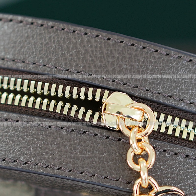 구찌오피디아미니GG라운드숄더백 20260320-154853-012루.jpg