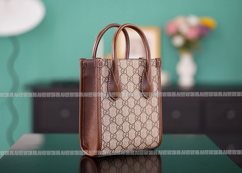 구찌인터로킹G미니토트백 20260320-160326-004루.jpg