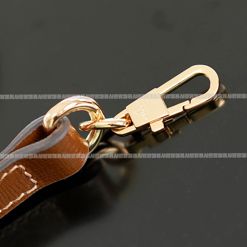 구찌인터로킹G미니토트백 20260320-160328-014루.jpg