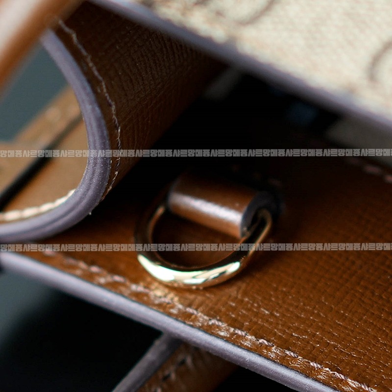 구찌인터로킹G미니토트백 20260320-160329-017루.jpg