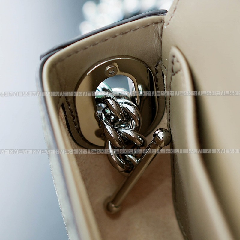 구찌쁘띠GG미니숄더백 20260320-161604-016루.jpg