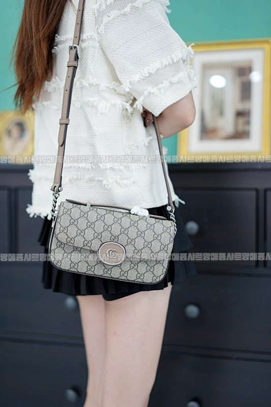 구찌쁘띠GG미니숄더백 20260320-162634-019루.jpg