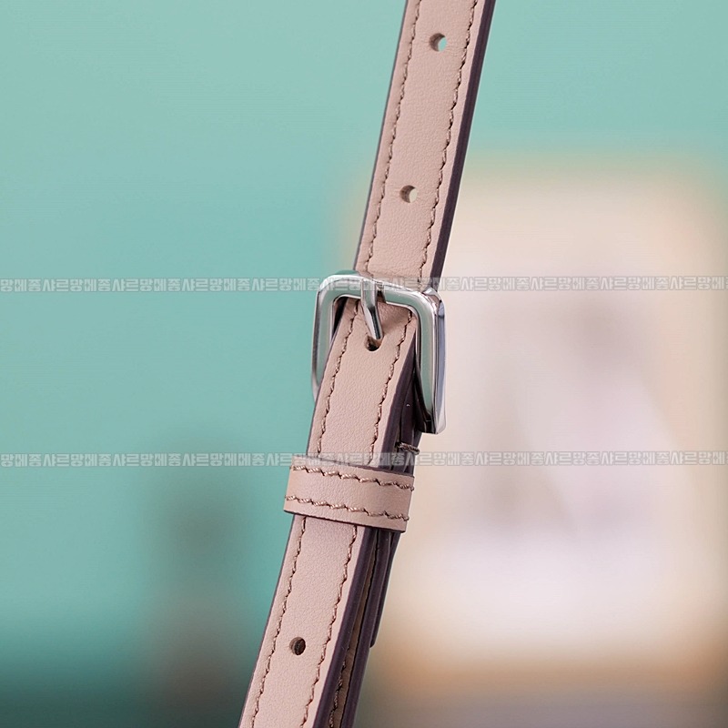 구찌쁘띠GG미니숄더백 20260320-162631-010루.jpg