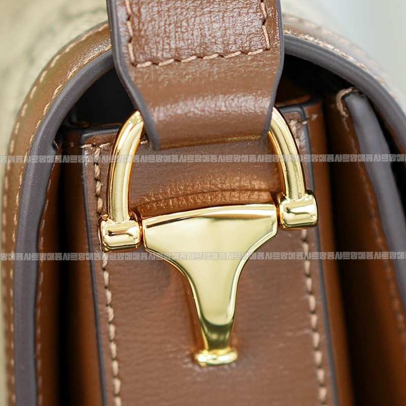 구찌1955홀스빗미니라운드숄더백 20260320-163210-011루.jpg