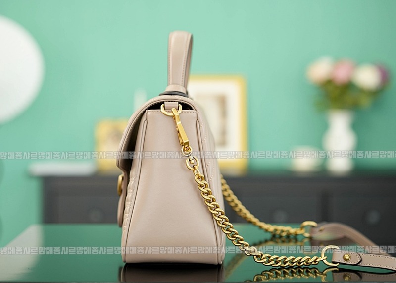 구찌GG마몽마틀라세숄더백미디움 20260321-110352-004루.jpg