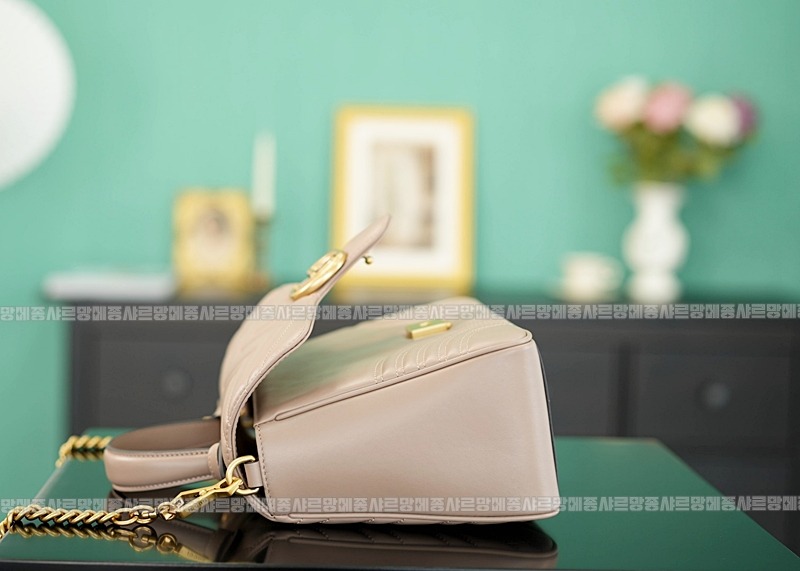 구찌GG마몽마틀라세숄더백미디움 20260321-110352-009루.jpg