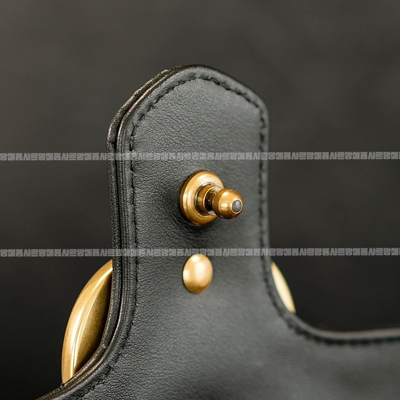 구찌GG마몽마틀라세미니토트백 20260321-130223-013루.jpg