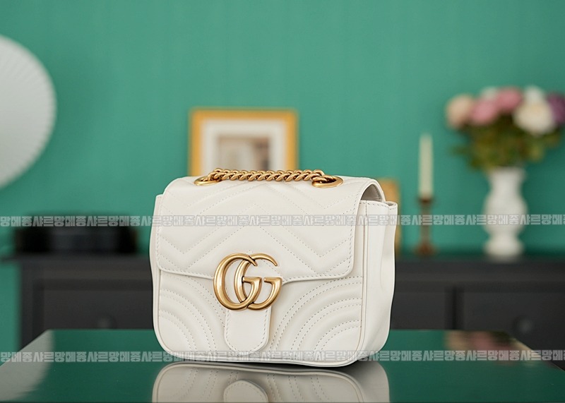 구찌GG마몽마틀라세미니토트백 20260321-130627-002루.jpg