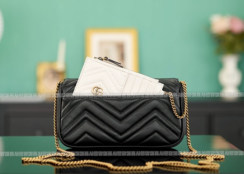 구찌GG마몽미니숄더백 20260321-131753-005루.jpg