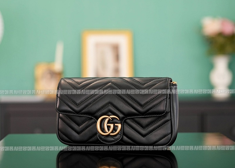 구찌GG마몽미니숄더백 20260321-131752-002루.jpg