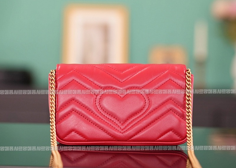 구찌마몽마틀라쎼미니체인숄더백 20260321-133115-004루.jpg