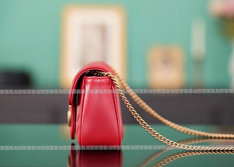 구찌마몽마틀라쎼미니체인숄더백 20260321-133115-003루.jpg