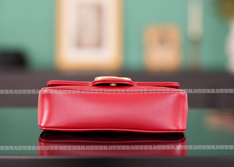 구찌마몽마틀라쎼미니체인숄더백 20260321-133115-006루.jpg