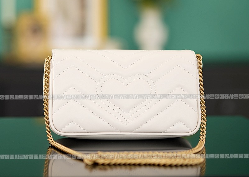 구찌마몽마틀라쎼미니체인숄더백 20260321-133337-005루.jpg