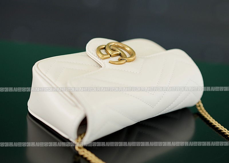 구찌마몽마틀라쎼미니체인숄더백 20260321-133338-006루.jpg