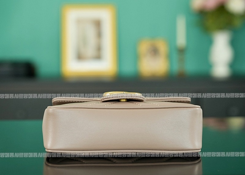 구찌마몽마틀라쎼미니체인숄더백 20260321-133613-007루.jpg