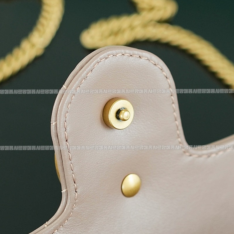 구찌마몽마틀라쎼미니체인숄더백 20260321-133614-010루.jpg