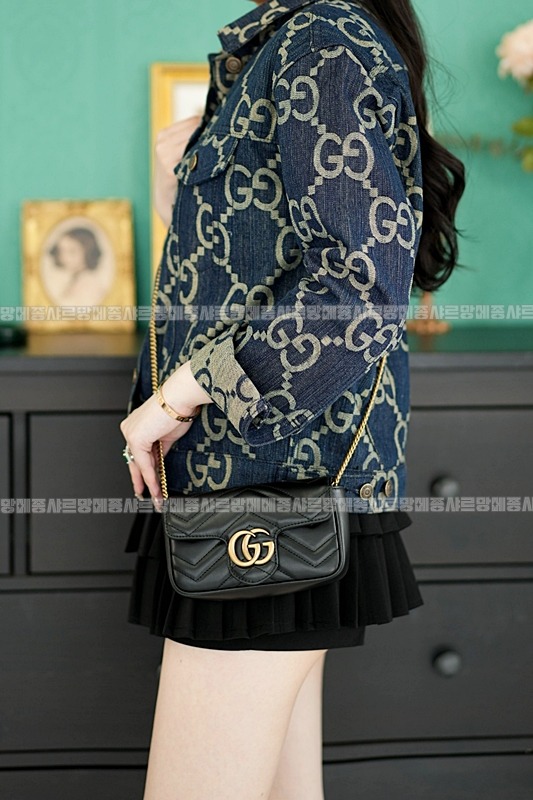 구찌마몽마틀라쎼미니체인숄더백 20260321-133833-019루.jpg