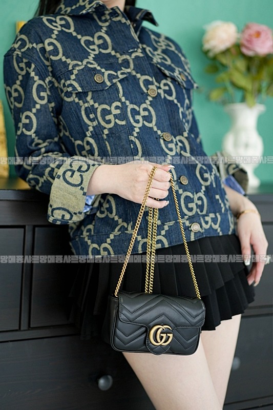 구찌마몽마틀라쎼미니체인숄더백 20260321-133834-021루.jpg