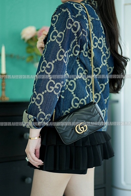 구찌마몽마틀라쎼미니체인숄더백 20260321-133835-025루.jpg