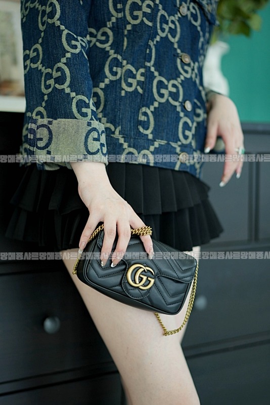 구찌마몽마틀라쎼미니체인숄더백 20260321-133835-024루.jpg