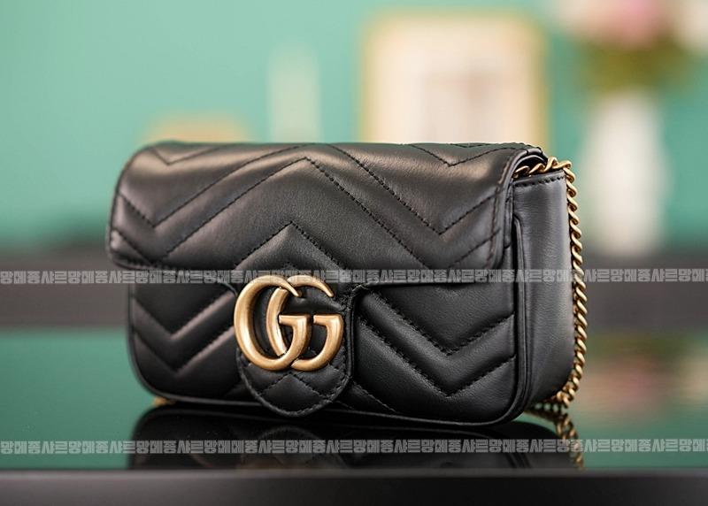 구찌마몽마틀라쎼미니체인숄더백 20260321-133828-002루.jpg