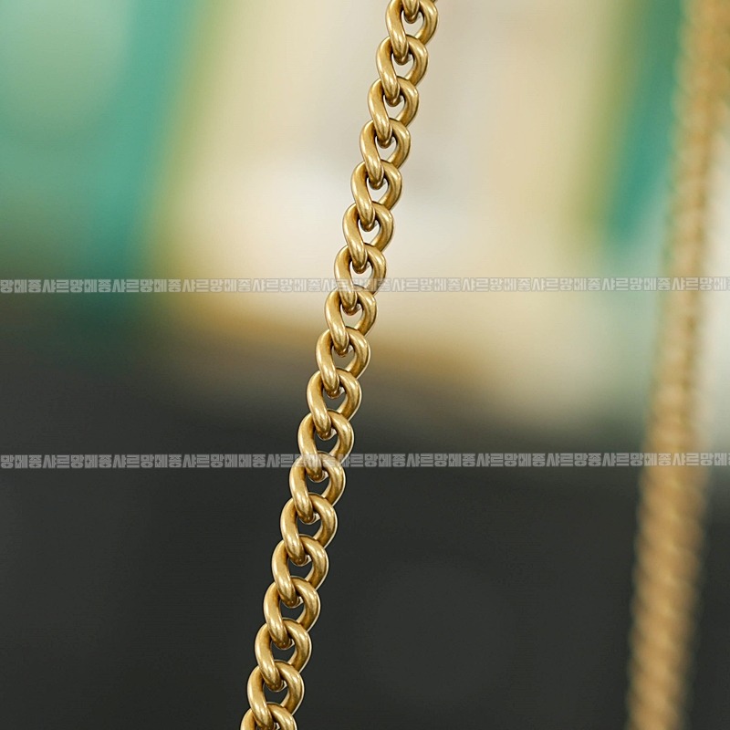 구찌마몽마틀라쎼미니체인숄더백 20260321-133832-017루.jpg