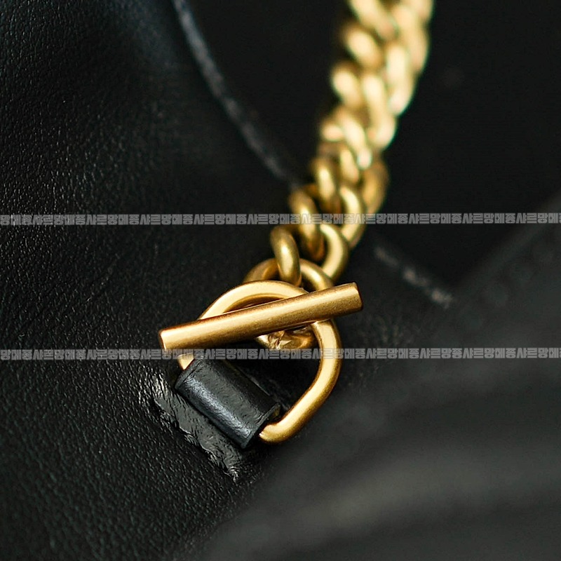 구찌마몽마틀라쎼미니체인숄더백 20260321-133831-015루.jpg