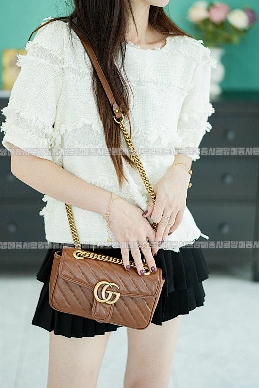 구찌마몽마틀라쎼미니숄더백 20260321-134747-022루.jpg