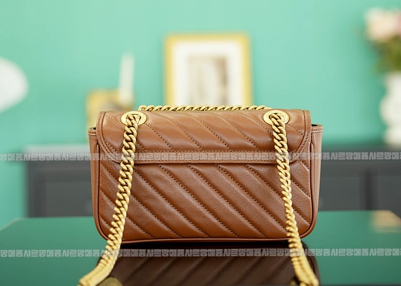 구찌마몽마틀라쎼미니숄더백 20260321-134744-004루.jpg