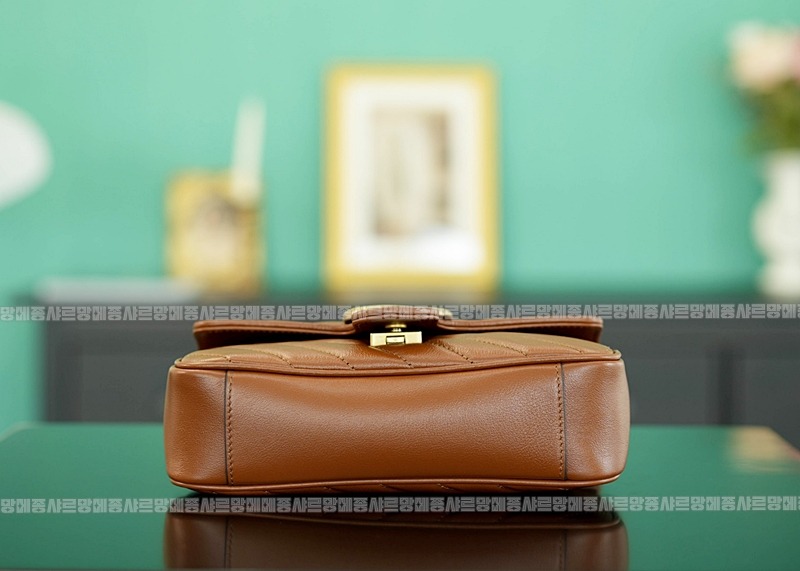 구찌마몽마틀라쎼미니숄더백 20260321-134744-006루.jpg