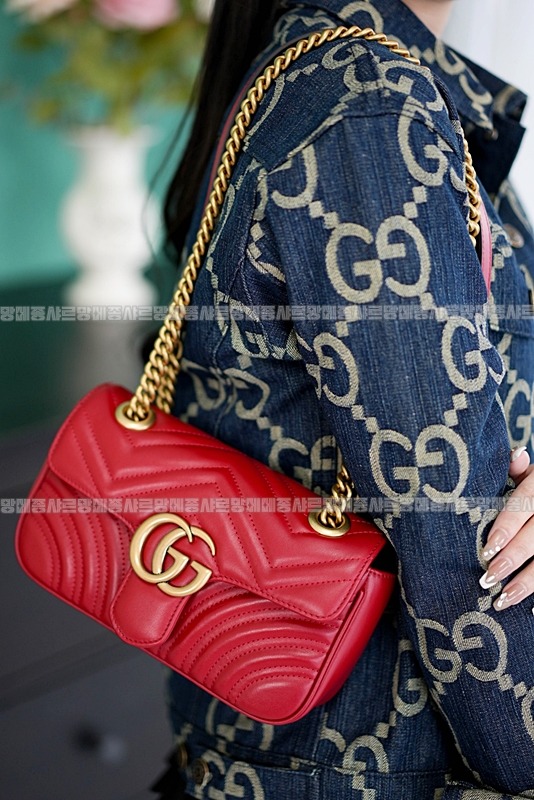 구찌마몽마틀라쎼미니숄더백 20260321-135113-027루.jpg