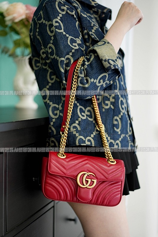 구찌마몽마틀라쎼미니숄더백 20260321-135113-026루.jpg