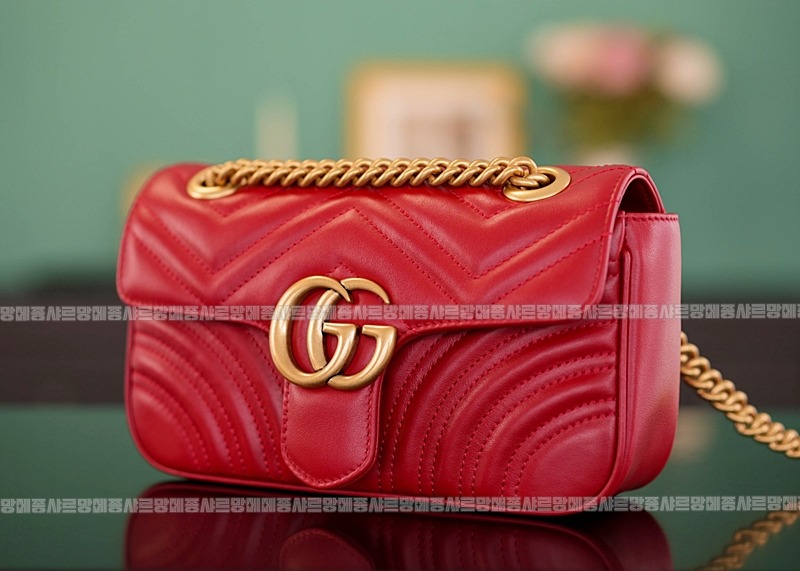 구찌마몽마틀라쎼미니숄더백 20260321-135106-002루.jpg