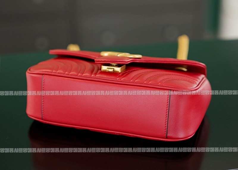 구찌마몽마틀라쎼미니숄더백 20260321-135108-008루.jpg