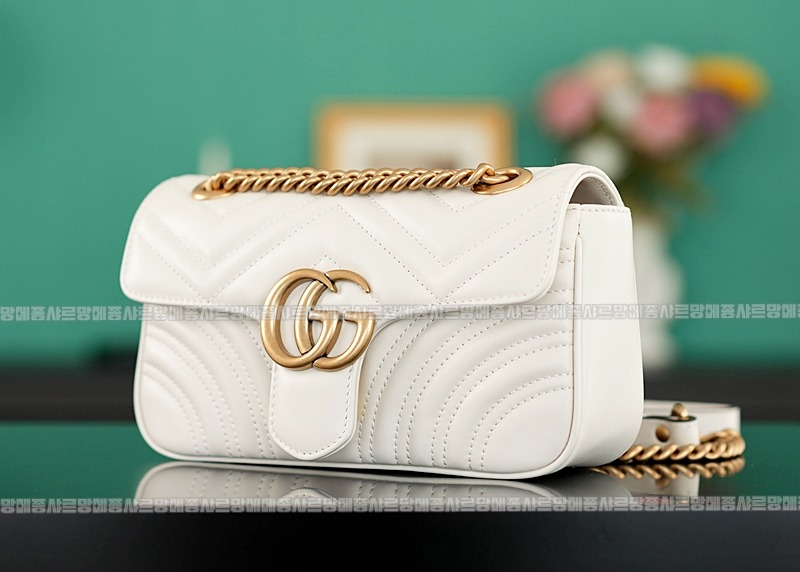 구찌마몽마틀라쎼미니숄더백 20260321-135436-002루.jpg