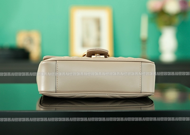 구찌마몽마틀라쎼미니숄더백 20260321-135711-006루.jpg