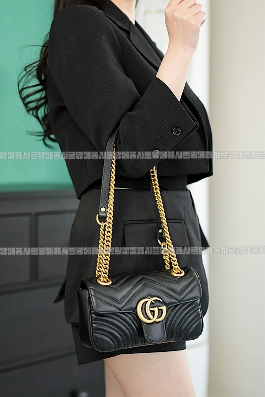 구찌마몽마틀라쎼미니숄더백 20260321-141852-021루.jpg