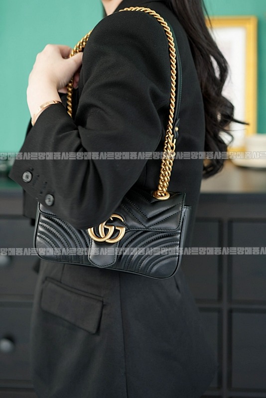 구찌마몽마틀라쎼미니숄더백 20260321-141852-020루.jpg